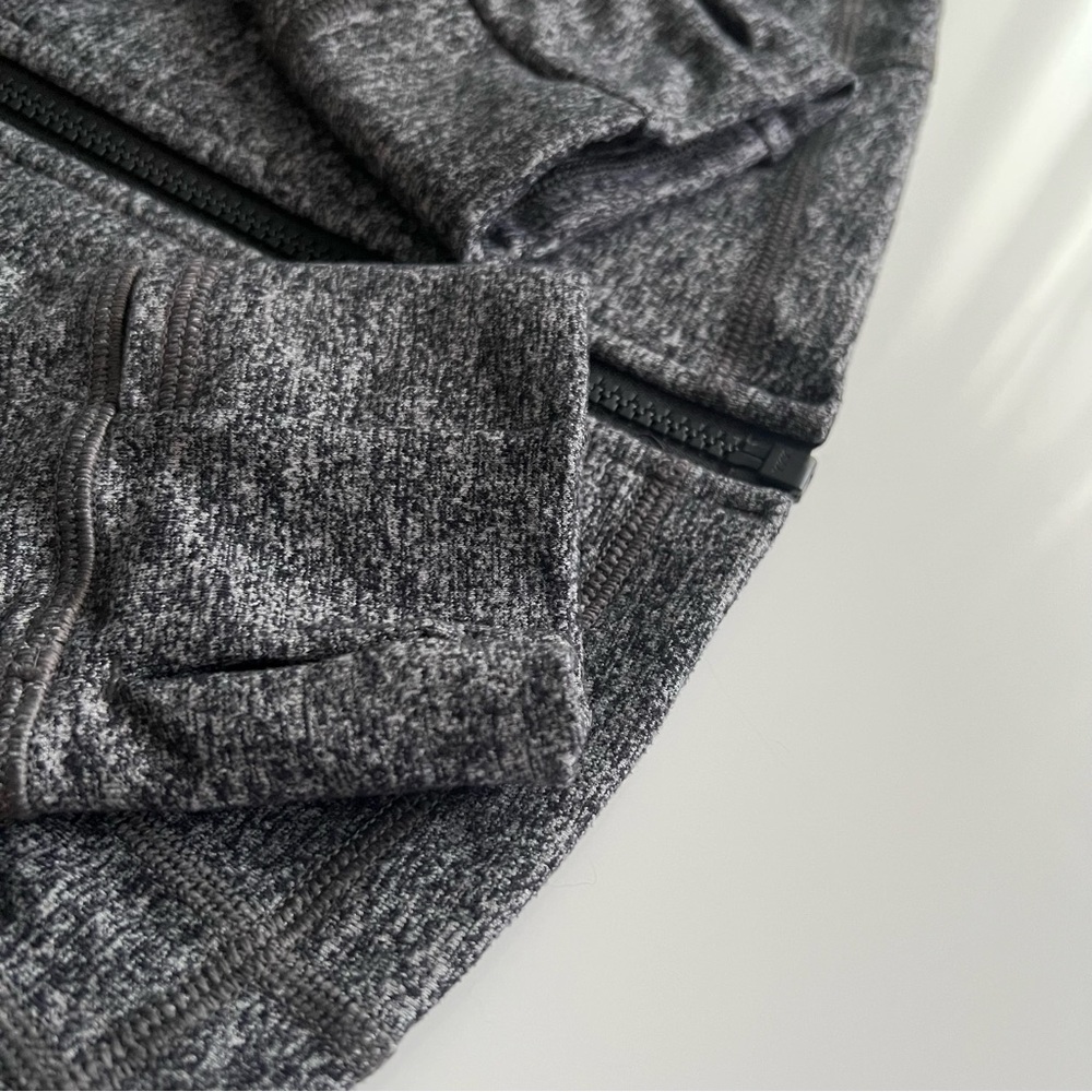 Lululemon define jacket, heather gray, size 6 - Picture 14 of 15